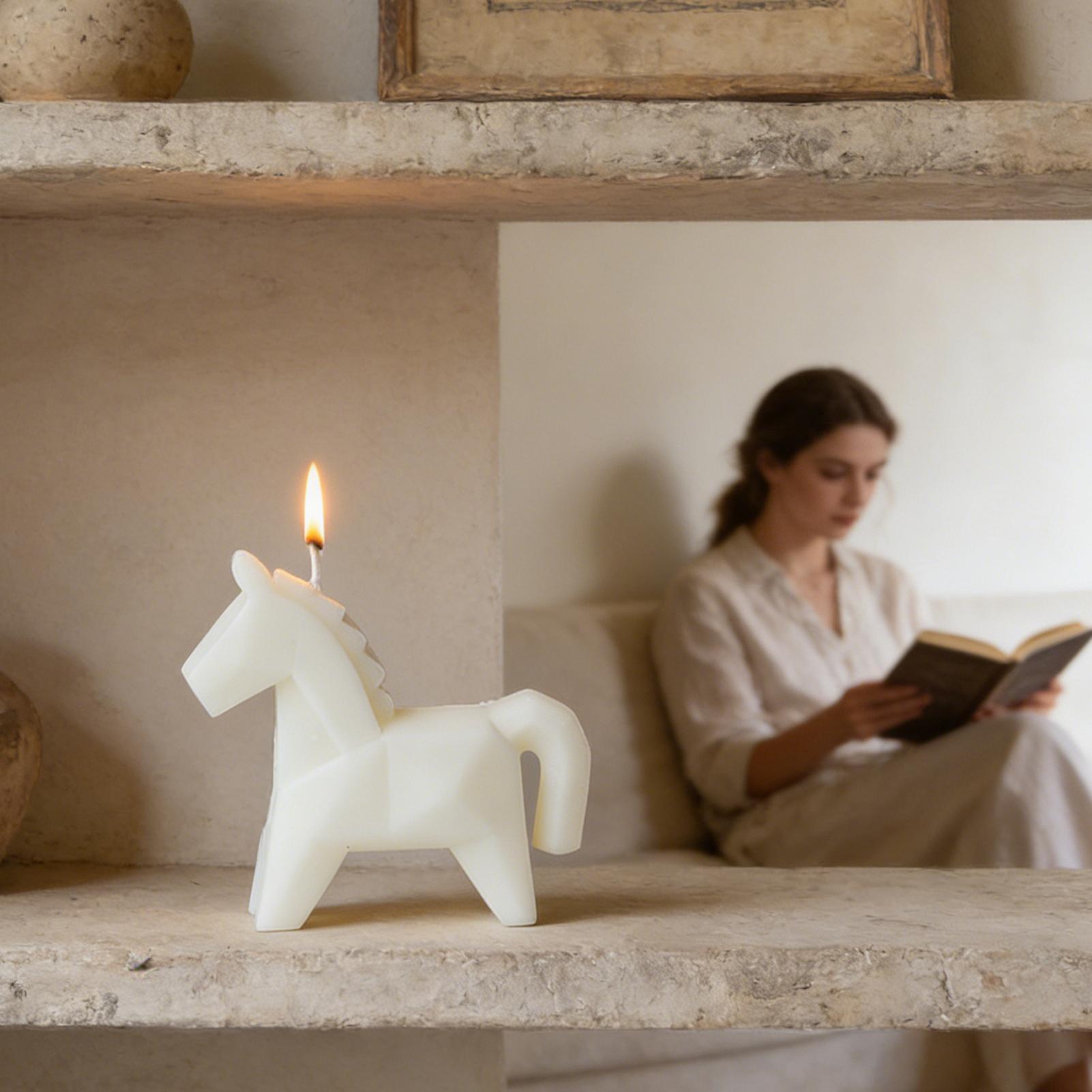 Ароматическая свеча в форме ло – обзор и цена Beeswax Taper Candle